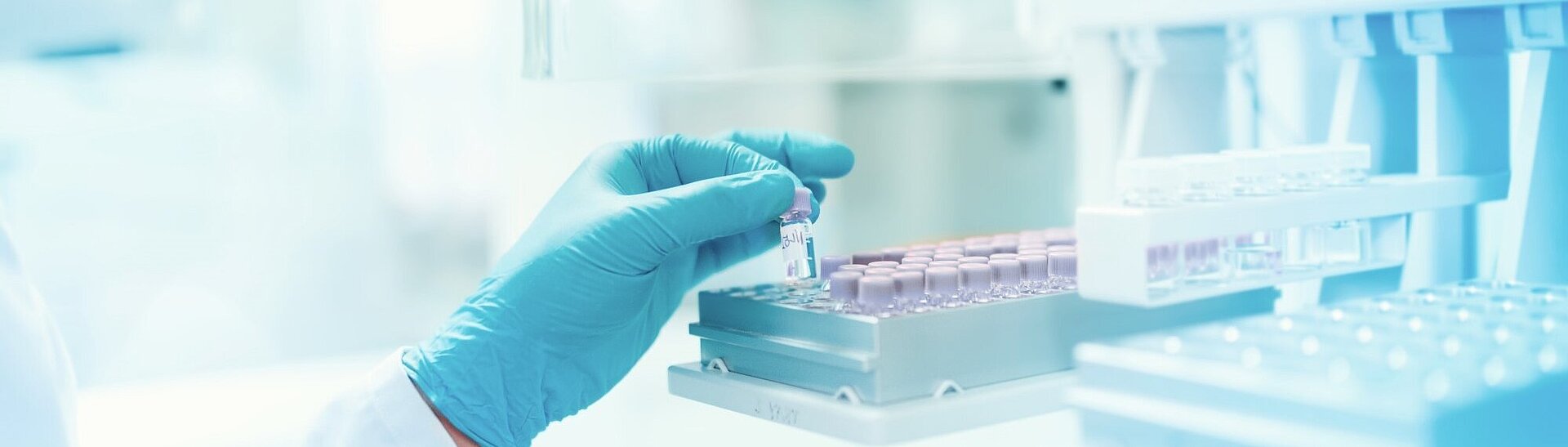 Physik Instrumente Applications - Enabling Seamless Sample Preparation